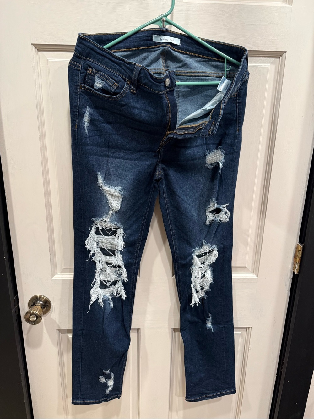 Women’s Distressed Dark Blue Jeans - Classic Fit